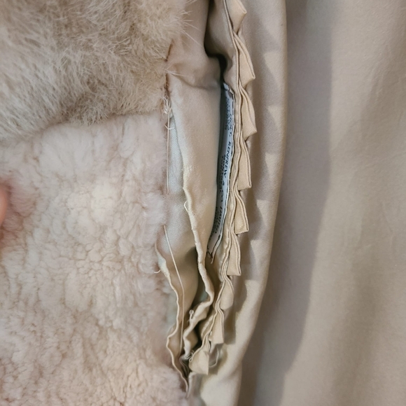 Vtg Holt Renfrew Cream Fur Coat 🤍🌴 - Picture 11 of 14